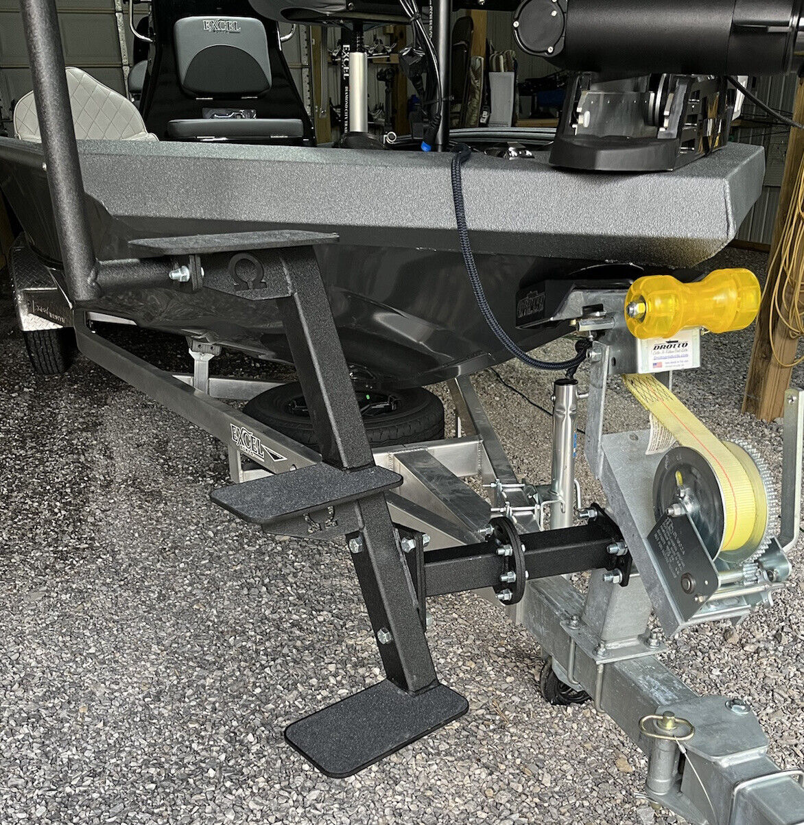 Winch post mounted triple step